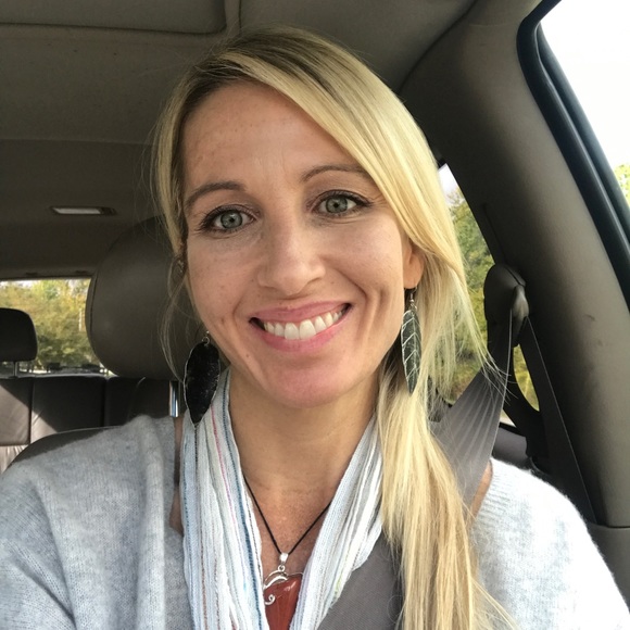 Meet your Posher, Maggie - Picture 7 of 8